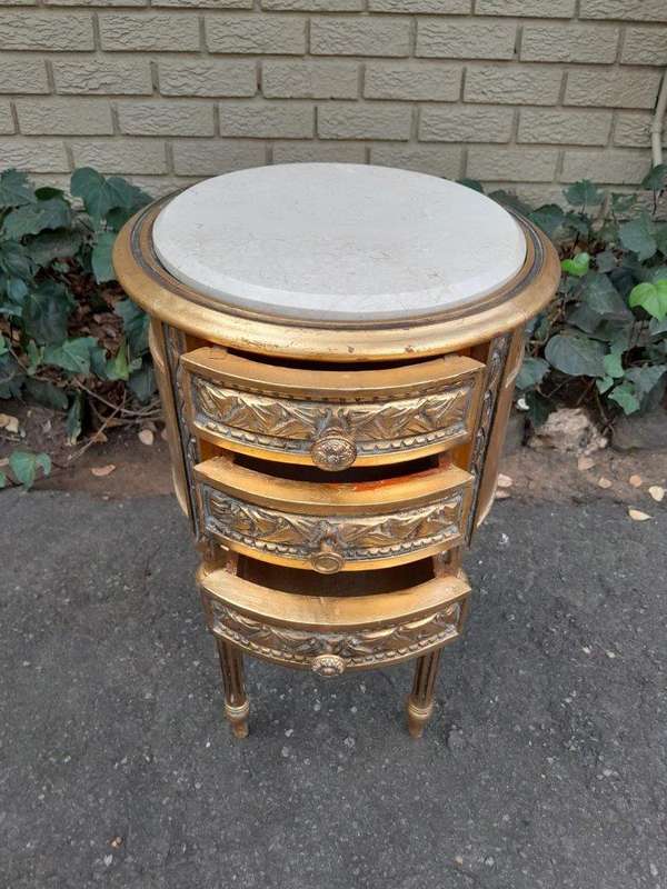 A Pair Of French Style Hand-Gilded Round Pedestals / Side Tables With Drawers And Cream Marble Tops