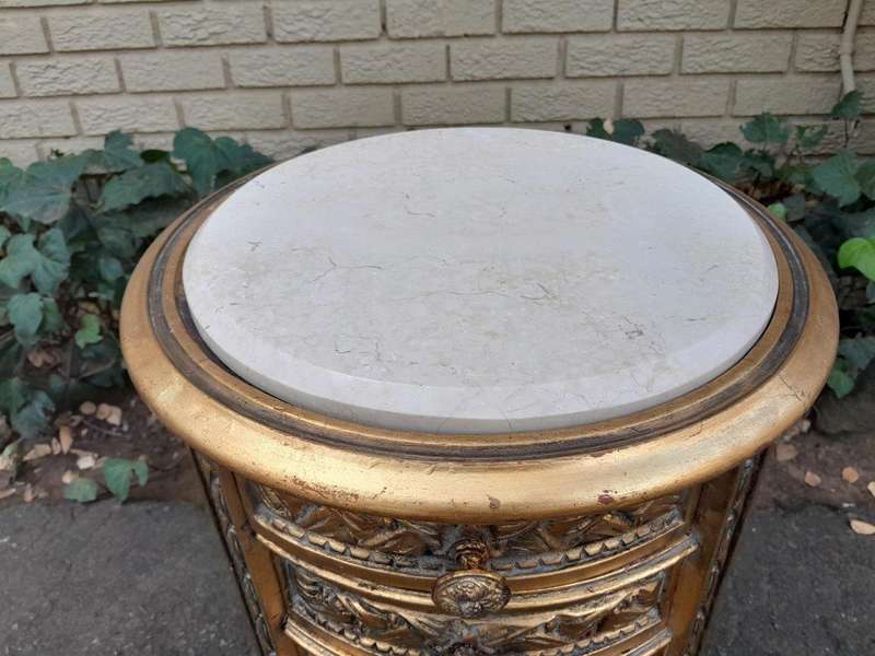 A Pair Of French Style Hand-Gilded Round Pedestals / Side Tables With Drawers And Cream Marble Tops