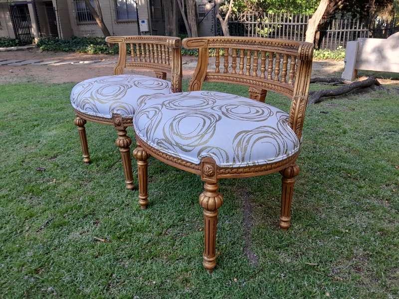 A Pair of French Louis XVI Style Curved Back Vanity Chairs / Accent Stools / Side Chairs / Stools...