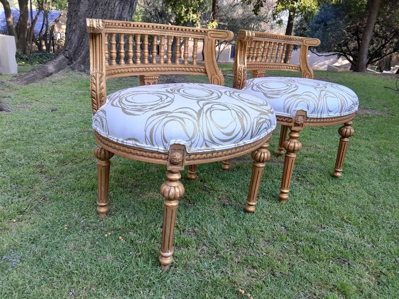 A Pair of French Louis XVI Style Curved Back Vanity Chairs / Accent Stools / Side Chairs / Stools...