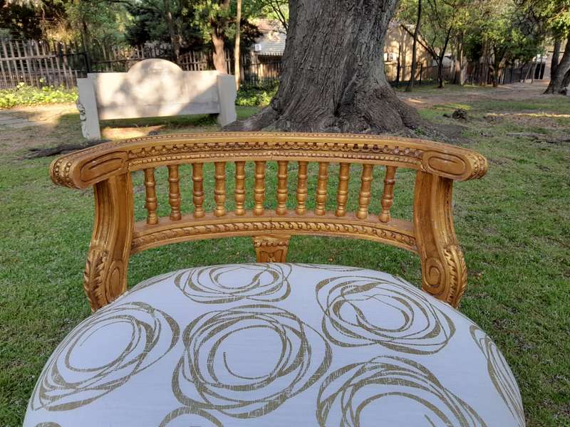A Pair of French Louis XVI Style Curved Back Vanity Chairs / Accent Stools / Side Chairs / Stools...