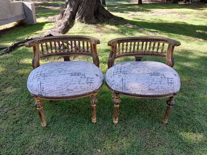 A Pair of French Louis XVI Style Curved Back Vanity Chairs / Accent Stools / Side Chairs / Stools...