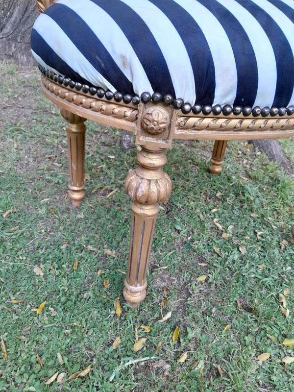A Pair of French Louis XVI Style Curved Back Vanity Chairs / Accent Stools / Side Chairs / Stools...