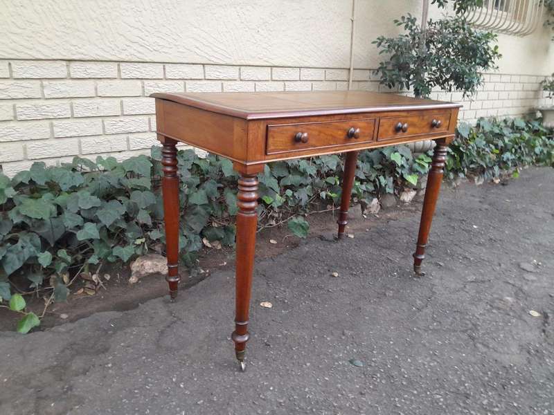 An Antique Circa 1880 Victorian Mahogany Writing Desk / Drinks Table With Leather Top 0n Original...