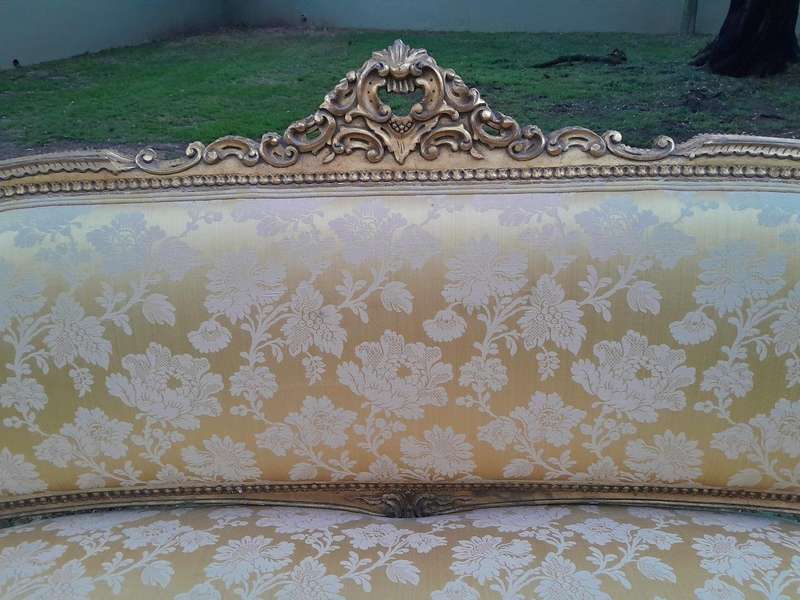 A 20th Century Circa 1950 French Style Ornately Carved Giltwood Settee