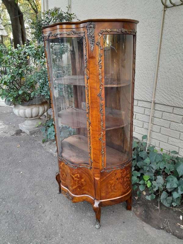 19th Century French Kingswood And Inlaid Display Cabinet / Vitrine With Original Brass Mounds And...