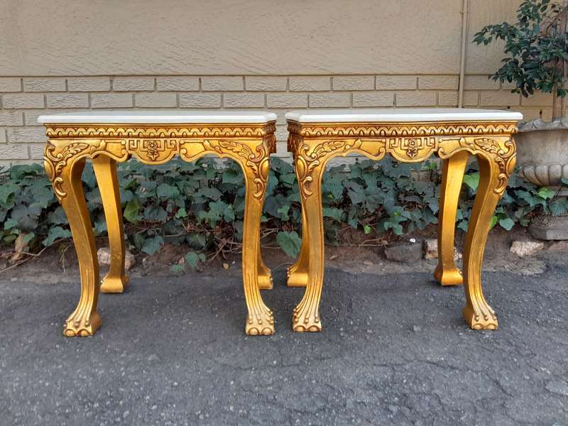 A Pair of 20th century French Style Giltwood Side Tables with Cream Galala Marble Tops