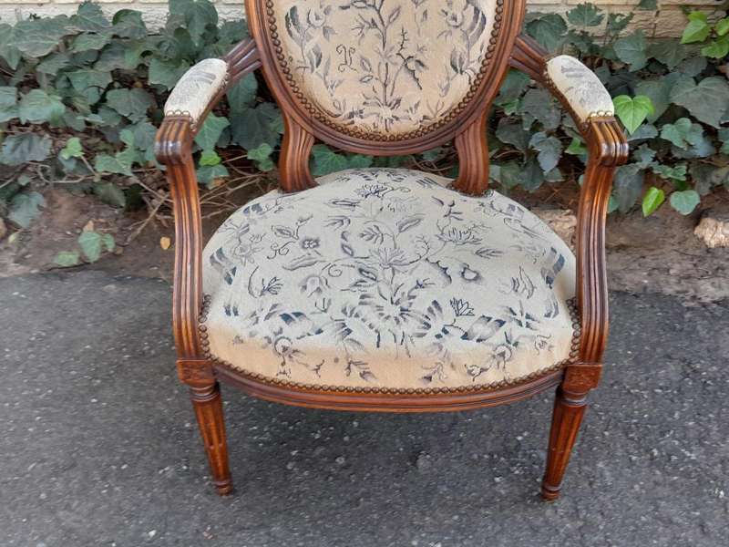 A Pair Of 19thc French Walnut Armchairs