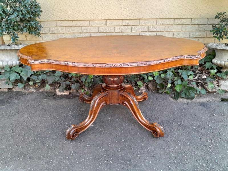 A 19th Century Victorian Walnut And Burr-Walnut Centre / Entrance / Dining / Breakfast Table On C...