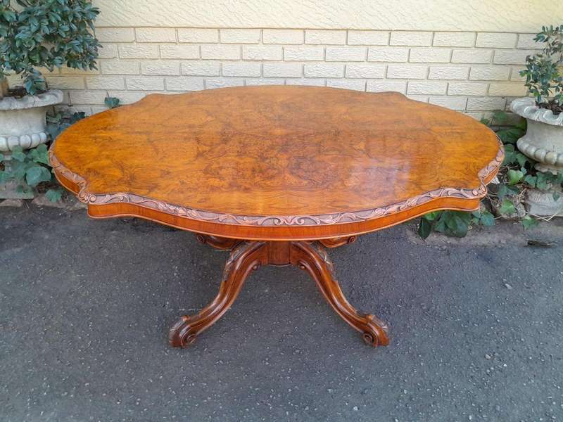 A 19th Century Victorian Walnut And Burr-Walnut Centre / Entrance / Dining / Breakfast Table On C...