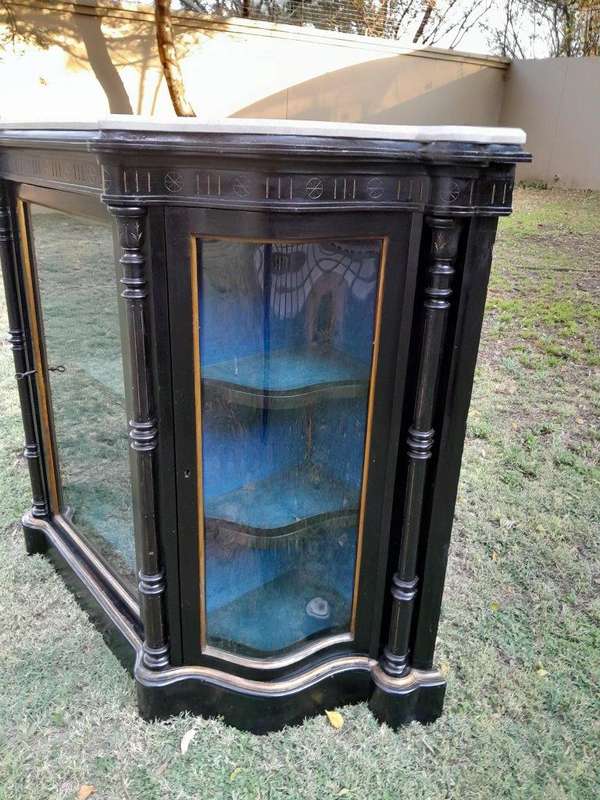 A 19th Century French Ebonised And Gilt Painted Credenza  /  Display Cabinet
