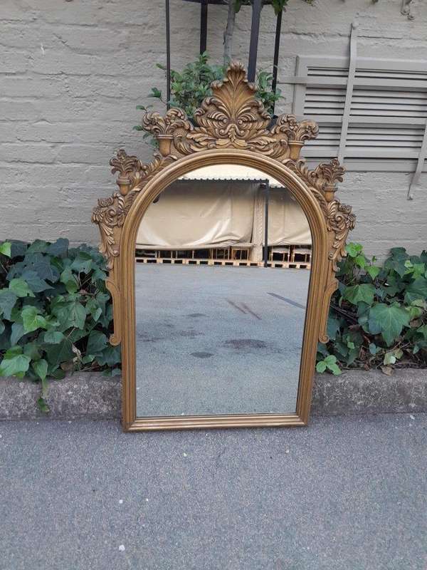 A 20th Century French Style Giltwood Mirror