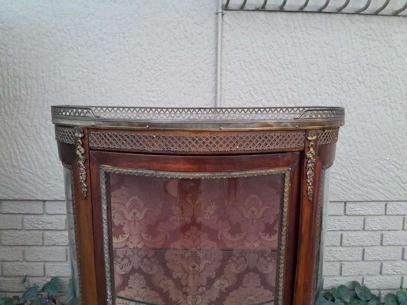 A 20th Century French Style Vitrine / Display Demi Lune Cabinet With Brass Gallery And Fittings