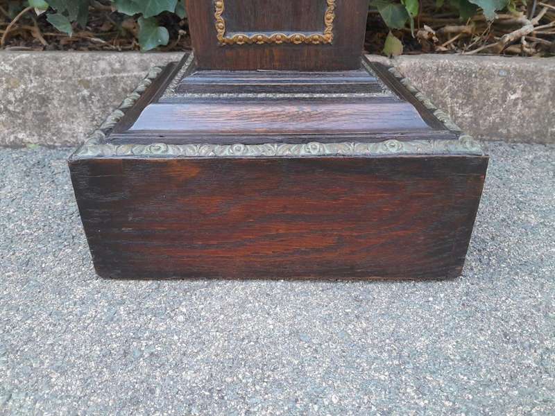 An Antique 19th Century Gilt and Ebonised Pedestal
