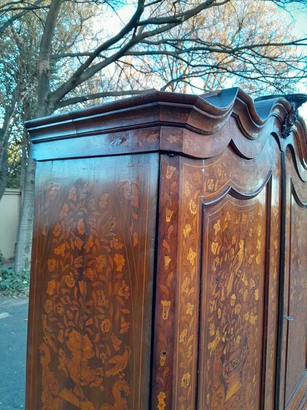 An Antique 18th Century Dutch Marquetry Armoire / Cabinet / Bombe