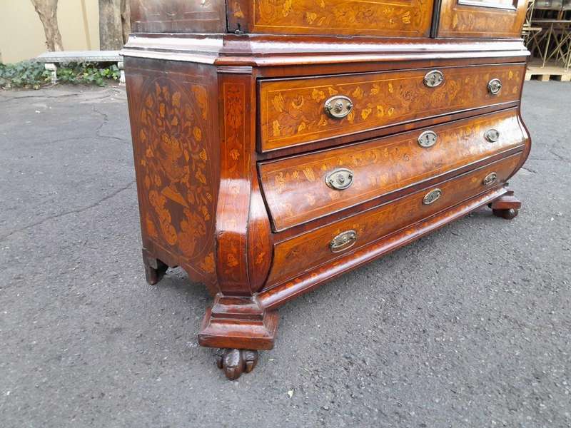 An Antique 18th Century Dutch Marquetry Armoire / Cabinet / Bombe
