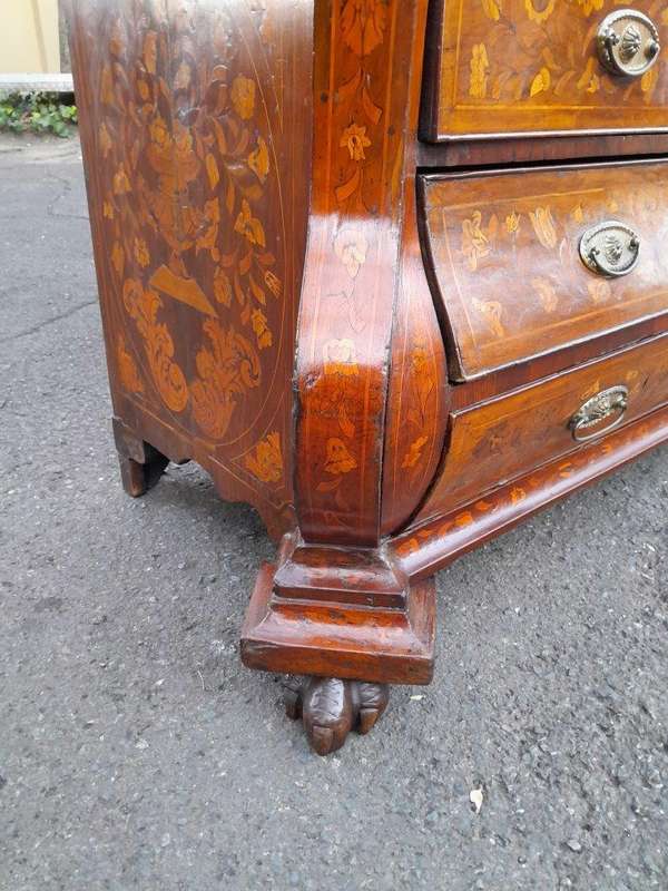 An Antique 18th Century Dutch Marquetry Armoire / Cabinet / Bombe