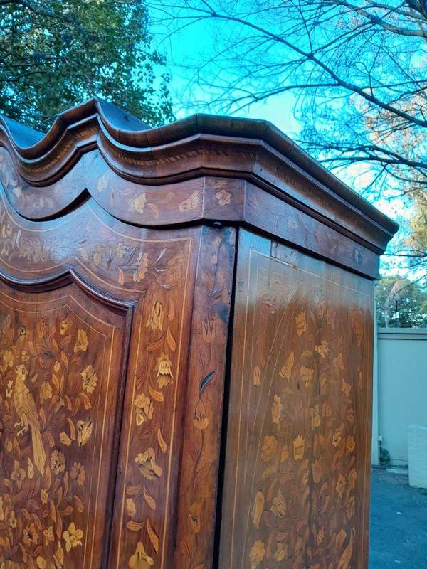 An Antique 18th Century Dutch Marquetry Armoire / Cabinet / Bombe