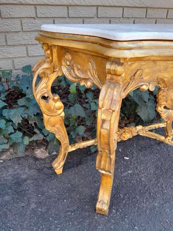 A 20th Century Victorian Style Mahogany Hand-Gilded Console Table With Marble Top