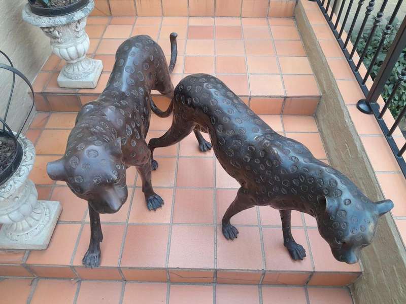A Rare Pair Of Bronze Cheetah In Figurines Pair In A Patinated Finish ND
