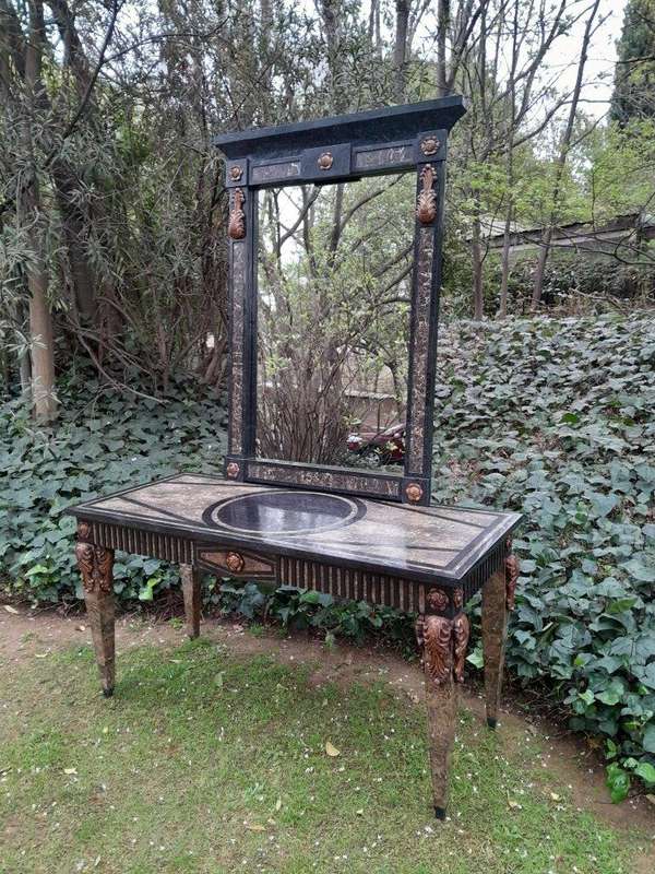 A 20TH Set of Century Maitland Smith Console Table and Mirror with Inlaid Stone Design