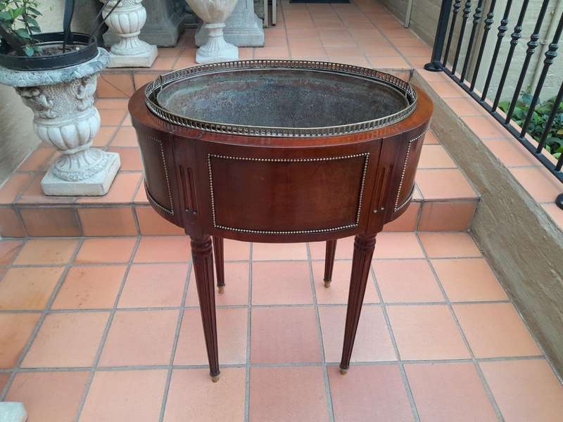 A 20th Century French Mahogany and Gilt Cellarette / wine cooler with Metal Waterproof Inner