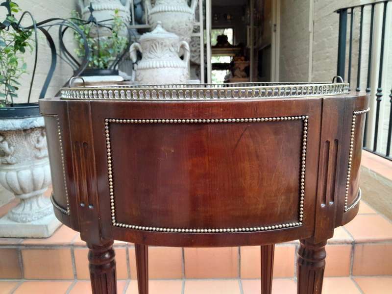 A 20th Century French Mahogany and Gilt Cellarette / wine cooler with Metal Waterproof Inner