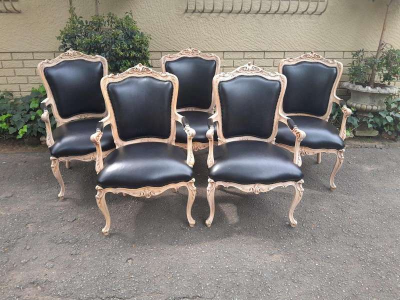 A 20TH Century Set Of Five Carved Fruitwood Chairs In A Contemporary Original Wood Finish