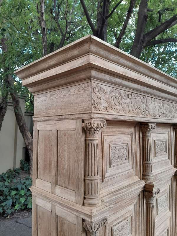An Antique 18th Century Flemish Heavily Carved Oak Cabinet / Cupboard / Kussenkast in a Contempor...