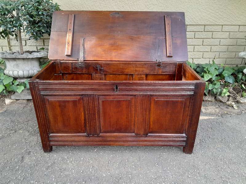 A Late 19th Century Oak Kist
