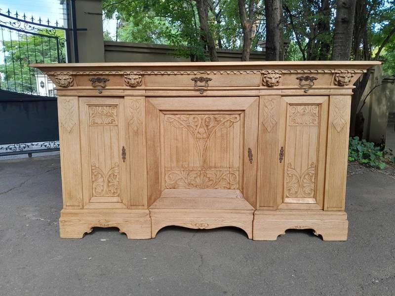 An Antique Circa 1900 Large Carved  Sideboard / Server / TV Stand with Drawers and Pull-Out Shel...