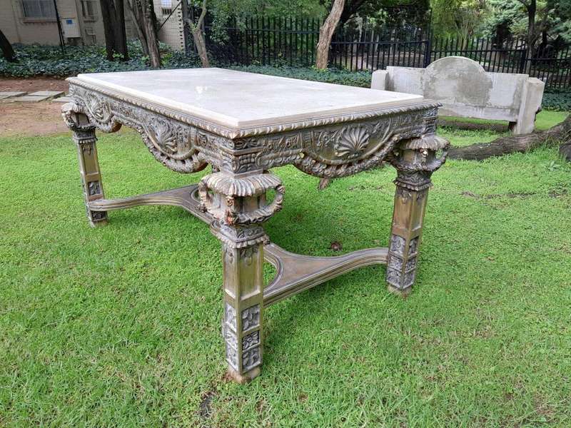 A 20th Century French Style Ornately Carved and Gilded Entrance / Console / Drinks Table with Cre...