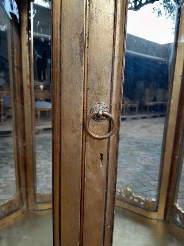 A 20th Century French Style Carved & Gilded Display Cabinet / Vitrine