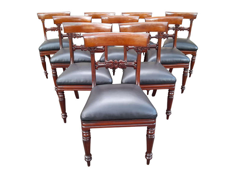 An Antique English Victorian Set Of Ten Mahogany Carved Dining Chairs Upholstered In Leather