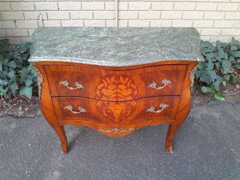 An Antique French Louis XV Style Rosewood and Marquetry Bombe / Chest of Drawers with Marble Top ...