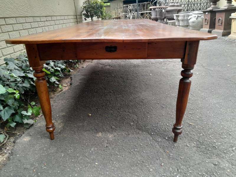 A 20th Century Rare And Massive Oregon Table With Drawer (Twelve To Fourteen Seater)
