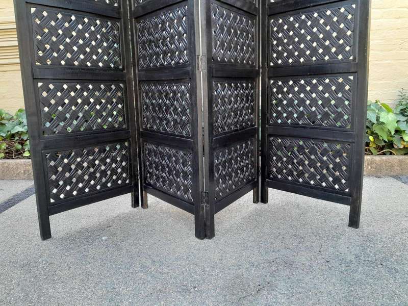 A 20th Century 4-Panel In A Contemporary Darkened Wooden  /  Black Floor Screen  /  Room Divider