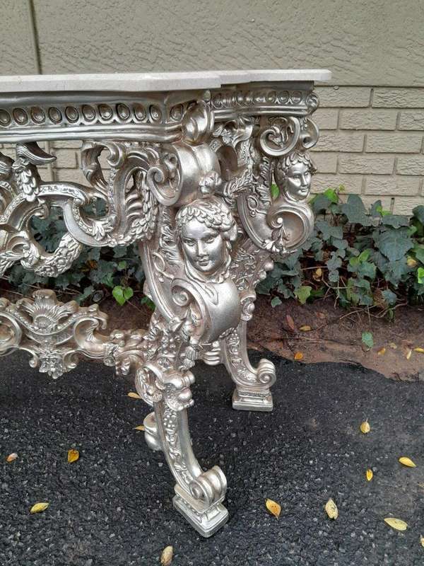 A 20th Century Ornately Carved Gilt Console / Drinks Table With Cream Marble Top