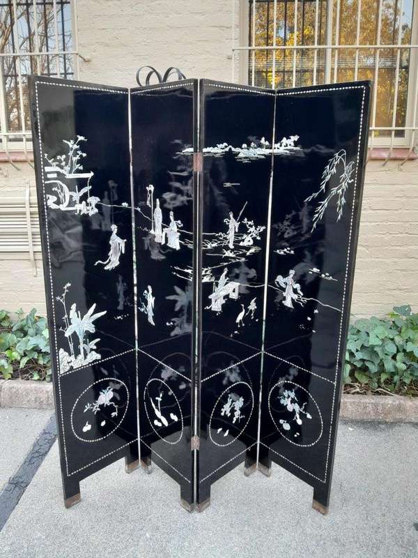 An Early 20th Century Chinese Floor Or Wall Screen With Inlaid Mother Of Pearl Figures On One Sid...