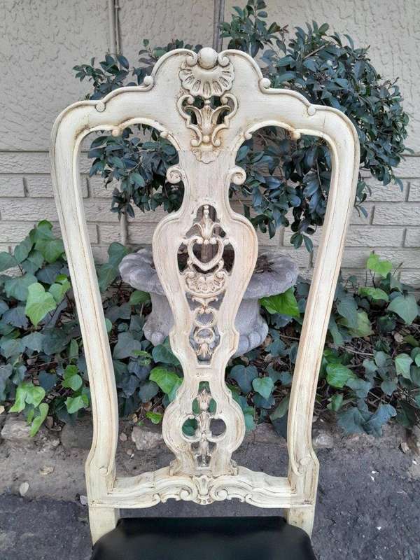 An Antique 19th Century Set Of Four Walnut Dining Chairs