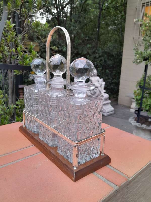 3 Glass Bottle Silver Plated Caddy