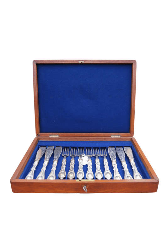 6 Place Boxed Fish Set (12 Piece)