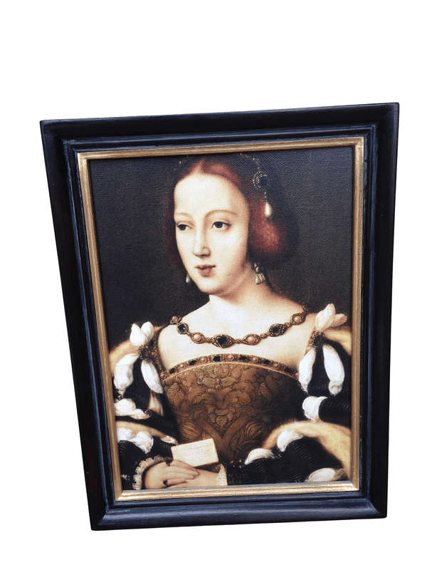 Canvas Queen Prints Small