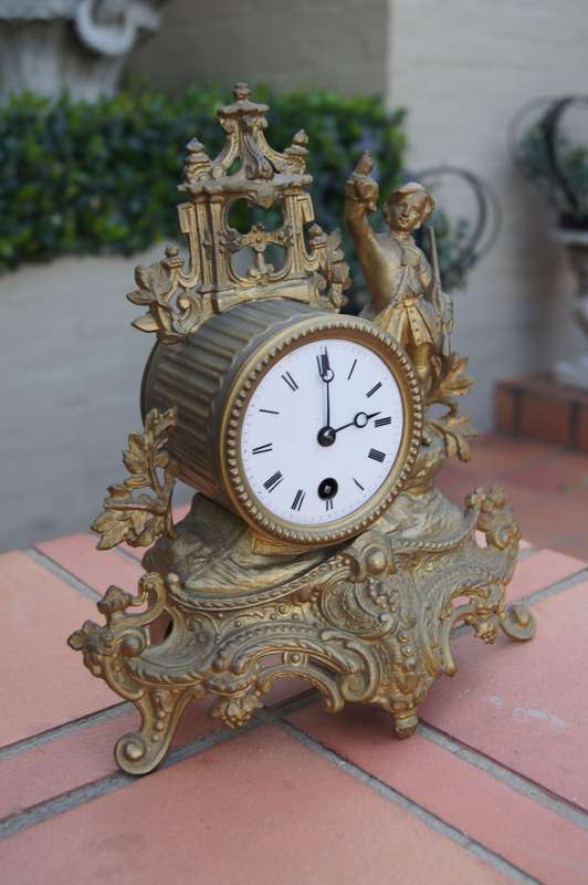 Vintage Bronze Casted French Style Mantle Clock
