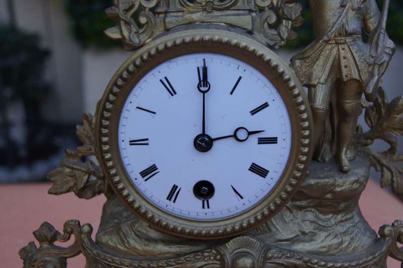 Vintage Bronze Casted French Style Mantle Clock