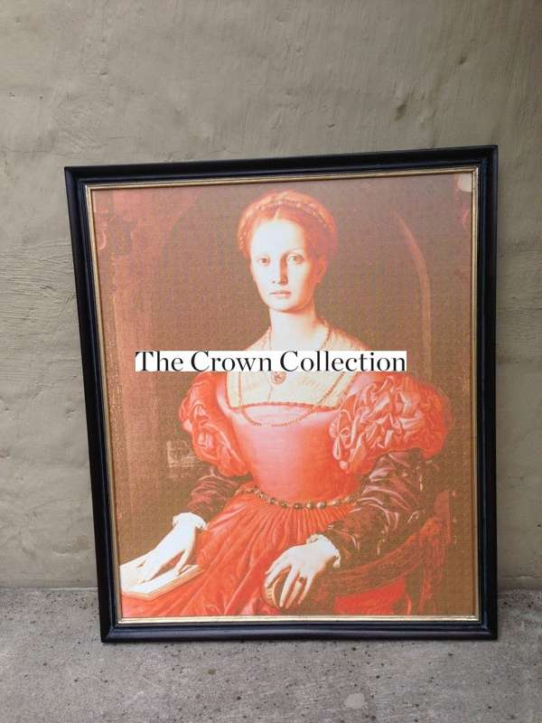 Canvas - Lady with Satin Dress