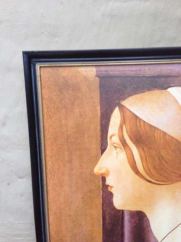Canvas - Lady Profile
