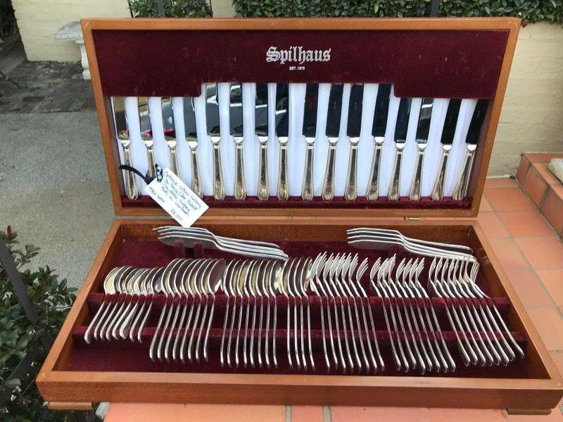 Spilhaus Silver Plated Complete Cutlery Set in Wooden Case. 8 Place -77 Piece.
