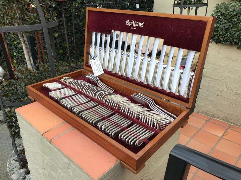 Spilhaus Silver Plated Complete Cutlery Set in Wooden Case. 8 Place -77 Piece.
