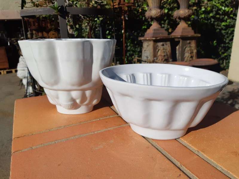 Set Of 2 Porcelain Jelly/Dessert Moulds